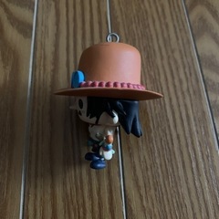 ワンピース　キーホルダー　マスコット　エースの画像
