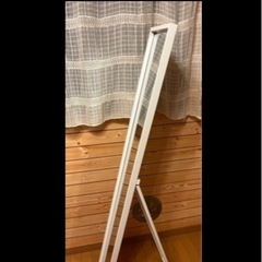 🌸3/3🪞●ニトリのスタンドミラー•中古 ★3月3日（日曜日）取り引き時間　夜18時〜21時の画像