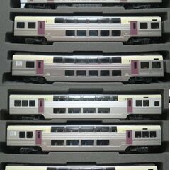 Nゲージ TOMIX JR 215系近郊電車(2次車)基本&増結セットの10両編成  室内灯付きの画像