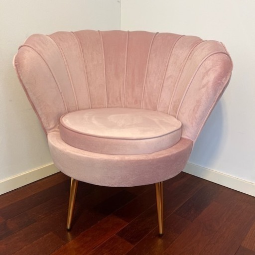 商品名 : ピンクソファ。TBSテレビ「Aスタジオ」で使用されている椅子と同じ 形。ピンクのソファー椅子　一人掛けソファ　ふわふわ