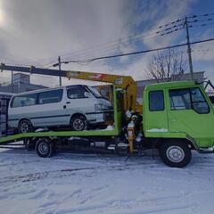 旭川発☆ふそう.ファイター!４ｔワイド車!4段クレーン付き搬送車!自動油圧登坂板!!リモコンウインチ付き!!!の画像