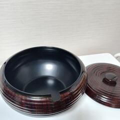 美品♦️激安♦️お櫃、大きめ、外寸約サイズ直径21cm、高さ12cm、重さ750g♦️プラスチック樹脂♦️かなりお値打ちにお譲り致します♦️の画像