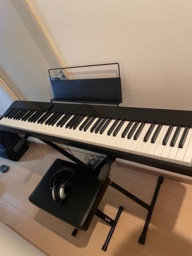 電子ピアノ　CASIO PX-S1100