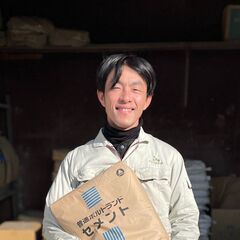 ダンプトラック運転手◎未経験OK◎賞与年2回◎昇給年1回◎土日祝...