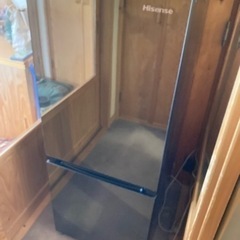 Hisense冷蔵庫 HR-G1501 EM (ミラータイプ)　...