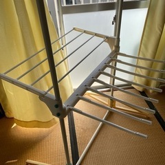 室内干し用物干し台の画像