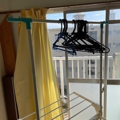 室内干し用物干し台の画像