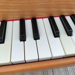 【０円】カワイミニピアノの画像