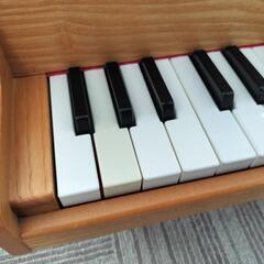 【０円】カワイミニピアノの画像