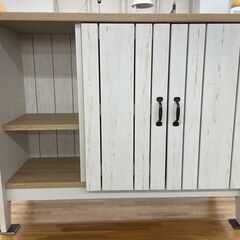 ヘスティア NITORI マリーナ キャビネット 2枚扉 アンティーク調 ヘスティア NITORI マリーナ キャビネット 2枚扉 アンティーク調