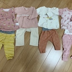 女の子　サイズ80  パジャマ