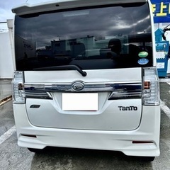 ダイハツ タントの画像
