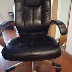 新しいパソコンディスクです。