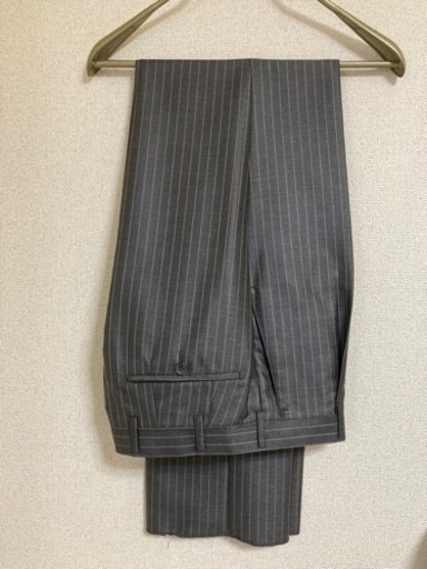 服/ファッション　スーツ　パンツ　メンズ