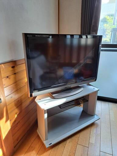 \u003cお取引中\u003e Sharp Aquos 40インチ 液晶テレビ + テレビ台のセット