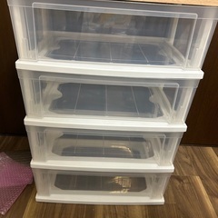 ほぼ新品　アイリスオーヤマ　収納　収納タンス　チェスト