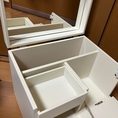 キティちゃん　鏡付き収納ボックスの画像