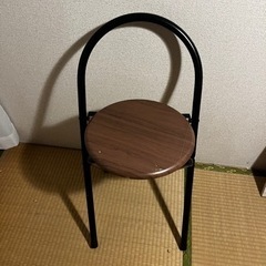 作業机とイスの画像