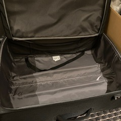 スーツケース大　サムソナイト29日までの画像