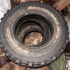 値下げ可能✌️【バリ山•バリ溝】タイヤ　4本セット　MT2