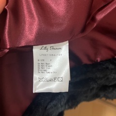 Lily Brownフェイクファージャケットの画像