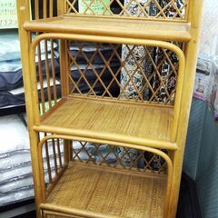 お話し中【値下げ】籐の棚の画像
