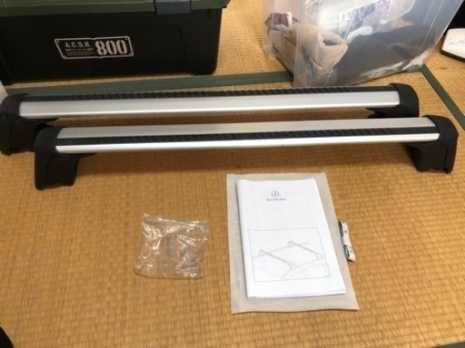 GLC 純正　ベースキャリア　x253　※ルーフボックスは別です。