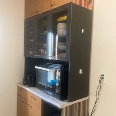 (受渡予定者決定)食器棚　収納力あります！3/30まで！
