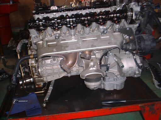Mベンツー230SL-V12リビルトエンジン制作販売