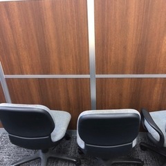 事務用のイスを差し上げますの画像