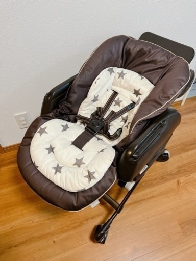 コンビ　combi ネムリラ　電動　オートスウィング