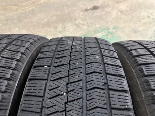 【成約済み】☆ブリヂストン VRX2 215/55R17 スタッドレスタイヤ 4本セット☆