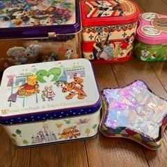 ディズニー　空缶の画像