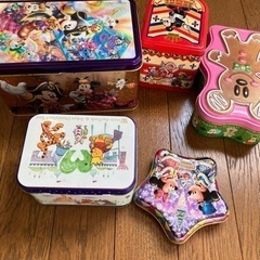 ディズニー　空缶の画像