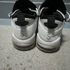 NIKE AIR MONEY 27.5の画像