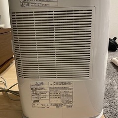 除湿機　Panasonic F-YZU60 取扱説明書付きの画像