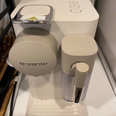  Nespresso ネスプレッソ　ラティシマワン　シルキーホワイト　【3月末まで】の画像