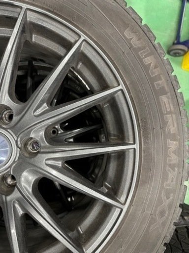 215/60R17 スタッドレスタイヤホイール4本セット