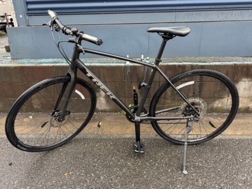 TREK fX3 2022年モデル
