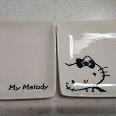 ハローキティ＆マイメロディの小皿2枚セット