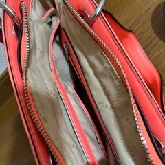 GUESS バックの画像