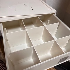 衣装ケース  仕切り調整可能の画像