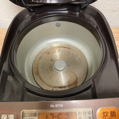 象印 NL-BT05 炊飯器 17年製の画像