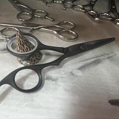 理美容、犬用　業務用ハサミ研ぎますの画像