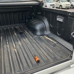 ハイラックス　ベッドライナー　荷台保護カバー