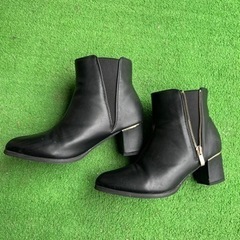 1度使用済み、ショートブーツMサイズ