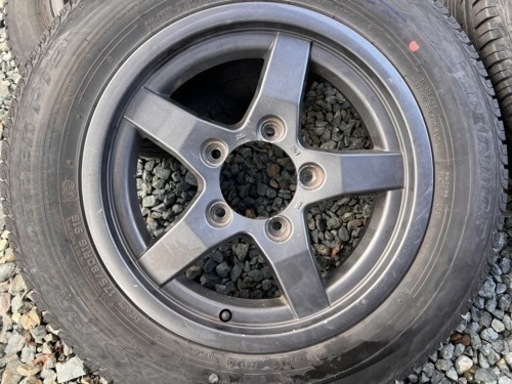 27、28日限定。ジムニー 4×4 Engineering 4X4エンジニアリングPCD139.7 16インチ 5.5J +22 175/80R16ダンロップ 夏タイヤ