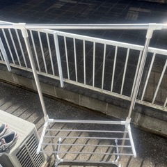 洗濯干すものです。貰って下さい