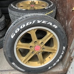 200系　ハイエース等に　215/60R17  社外ホイール