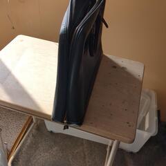 革カバンの画像